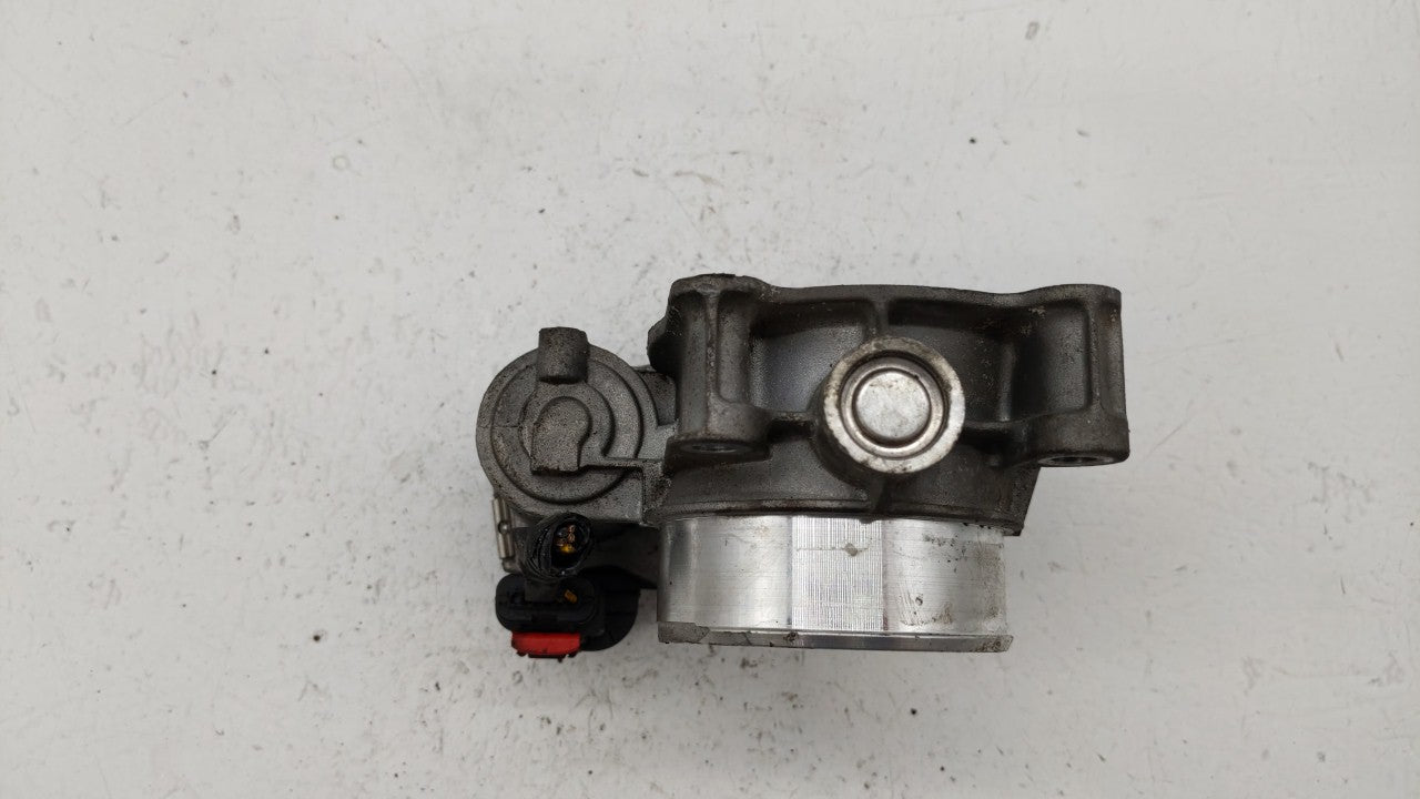 2013-2015 Chevrolet Malibu Throttle Body P/N:12627217DA Fits Fits 2013 2014 2015 2017 2018 OEM Used Auto Parts - Oemusedauto