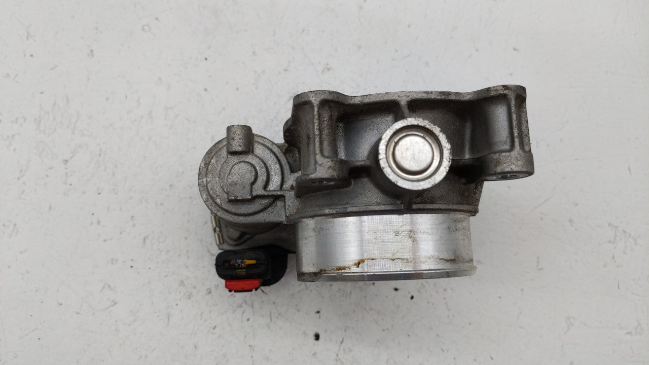 2013-2015 Chevrolet Malibu Throttle Body P/N:12627217DA Fits Fits 2013 2014 2015 2017 2018 OEM Used Auto Parts - Oemusedauto