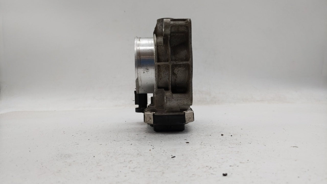 2013-2015 Chevrolet Malibu Throttle Body P/N:12627217DA Fits Fits 2013 2014 2015 2017 2018 OEM Used Auto Parts - Oemusedauto