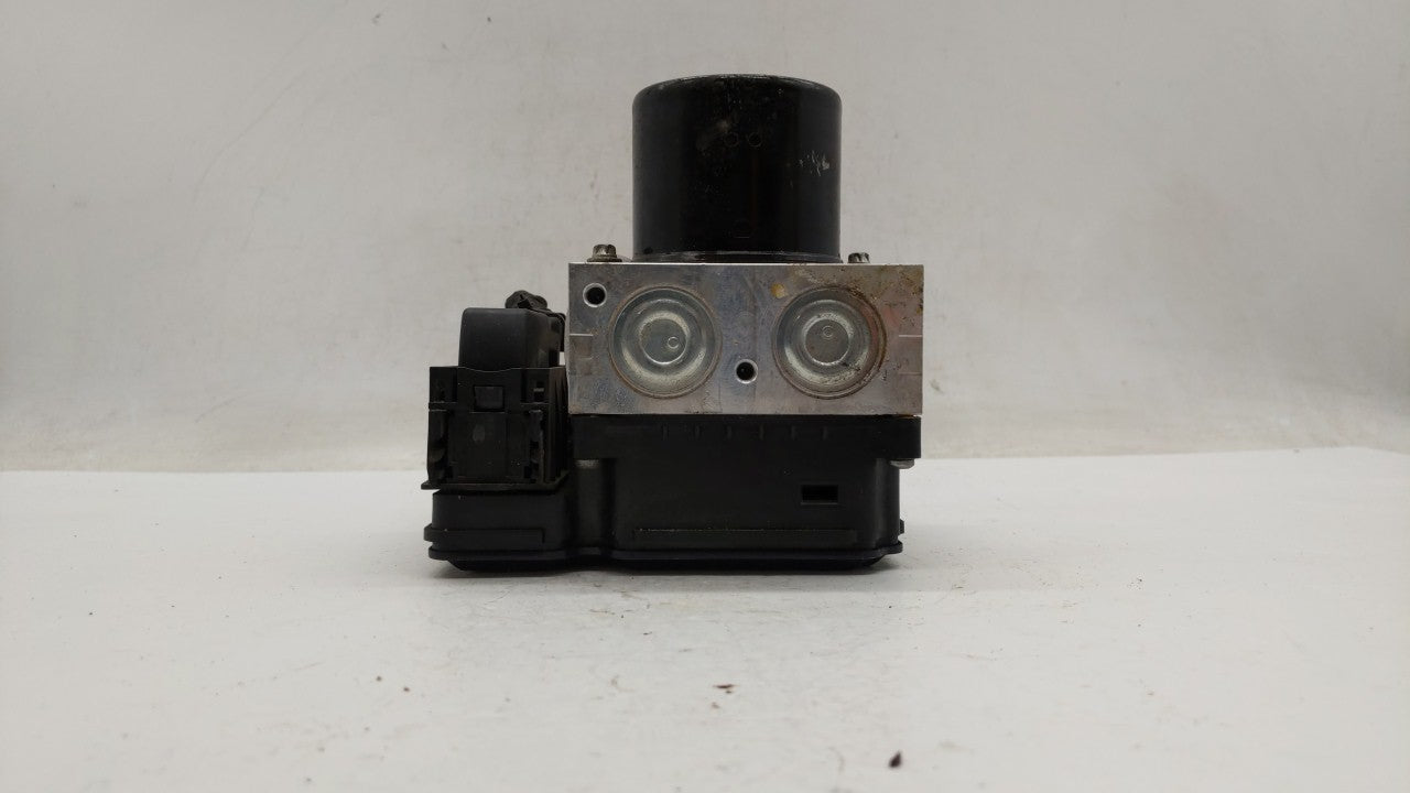 2013-2016 Chevrolet Malibu ABS Pump Control Module Replacement P/N:22971448 Fits Fits 2012 2013 2014 2015 2016 OEM Used Auto