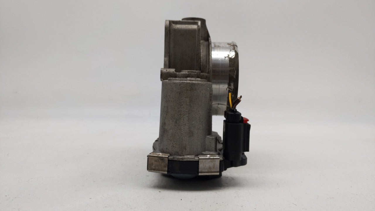 2013-2015 Chevrolet Malibu Throttle Body P/N:12627217DA 12669073DA Fits Fits 2013 2014 2015 2017 2018 OEM Used Auto Parts - 