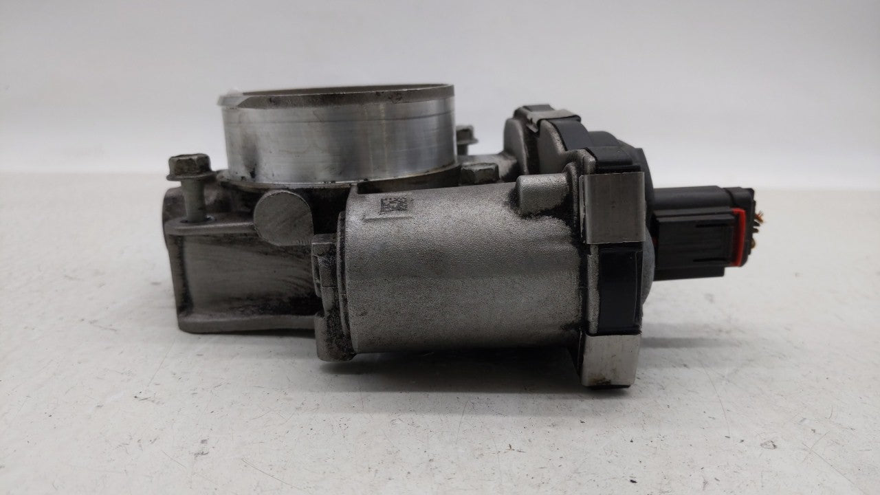 2013-2014 Chevrolet Malibu Throttle Body P/N:12632101CA Fits Fits 2012 2013 2014 2015 OEM Used Auto Parts - Oemusedautoparts
