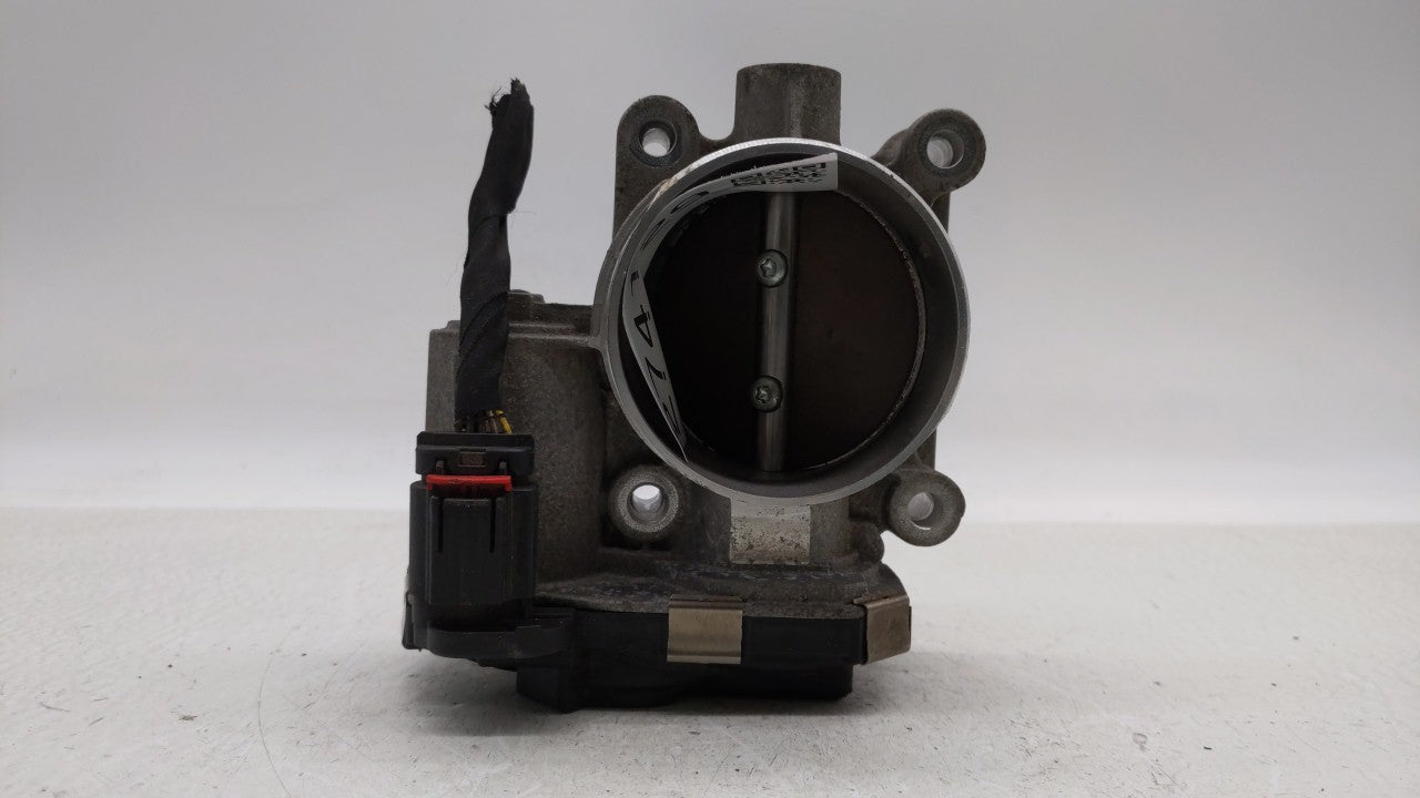 2013-2015 Chevrolet Malibu Throttle Body P/N:12627217DA 12669073DA Fits Fits 2013 2014 2015 2017 2018 OEM Used Auto Parts - 