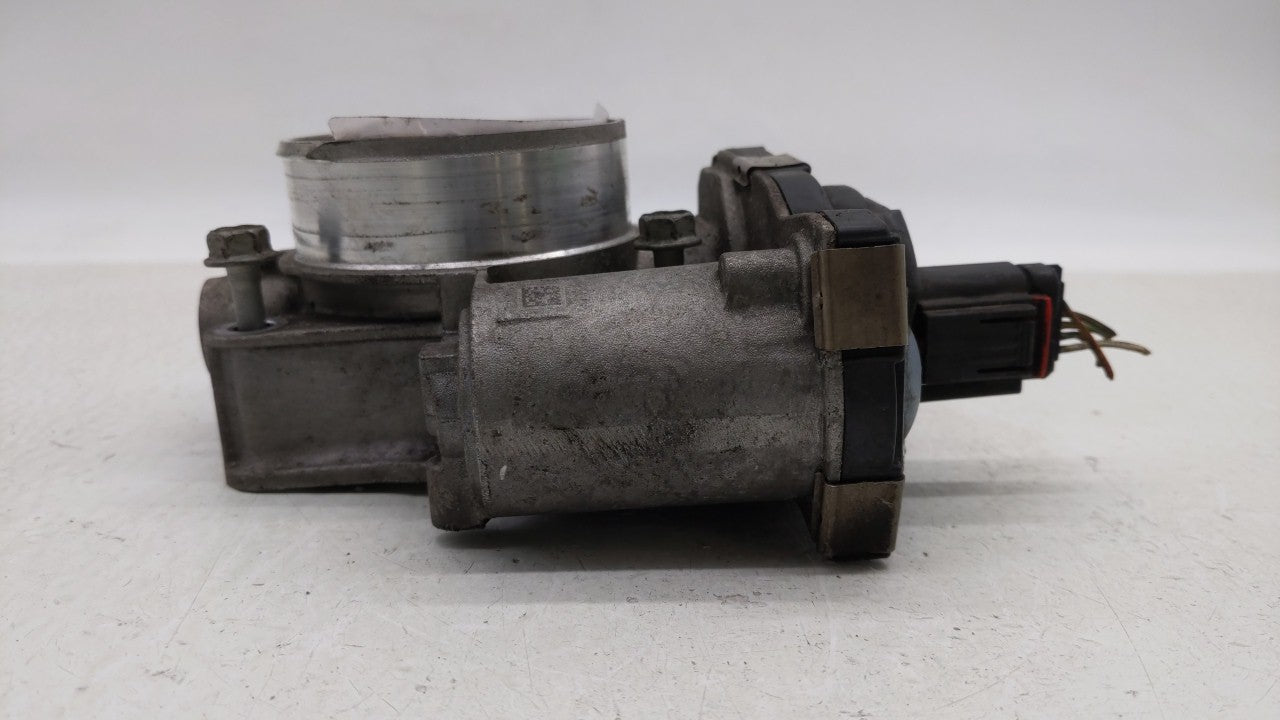 2013-2014 Chevrolet Malibu Throttle Body P/N:12632101CA Fits Fits 2012 2013 2014 2015 OEM Used Auto Parts - Oemusedautoparts