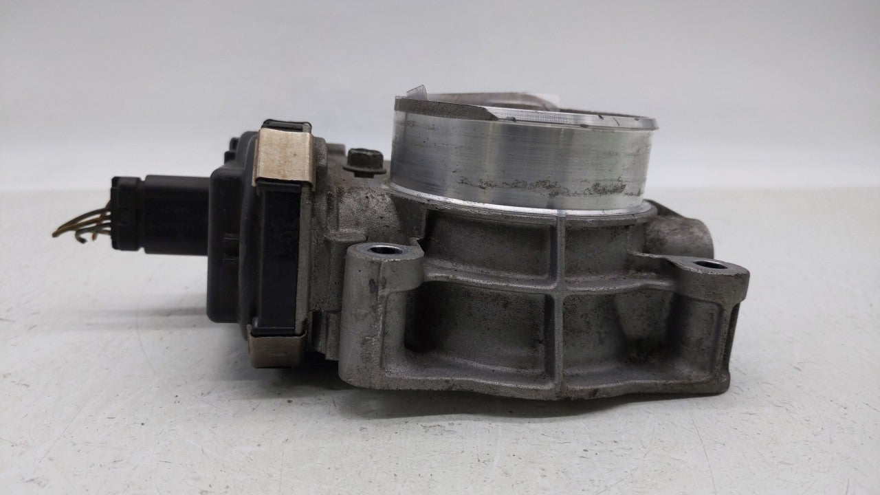 2013-2014 Chevrolet Malibu Throttle Body P/N:12632101CA Fits Fits 2012 2013 2014 2015 OEM Used Auto Parts - Oemusedautoparts