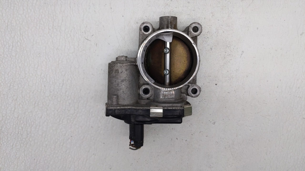 2013-2014 Chevrolet Malibu Throttle Body P/N:12632101CA Fits Fits 2012 2013 2014 2015 OEM Used Auto Parts - Oemusedautoparts