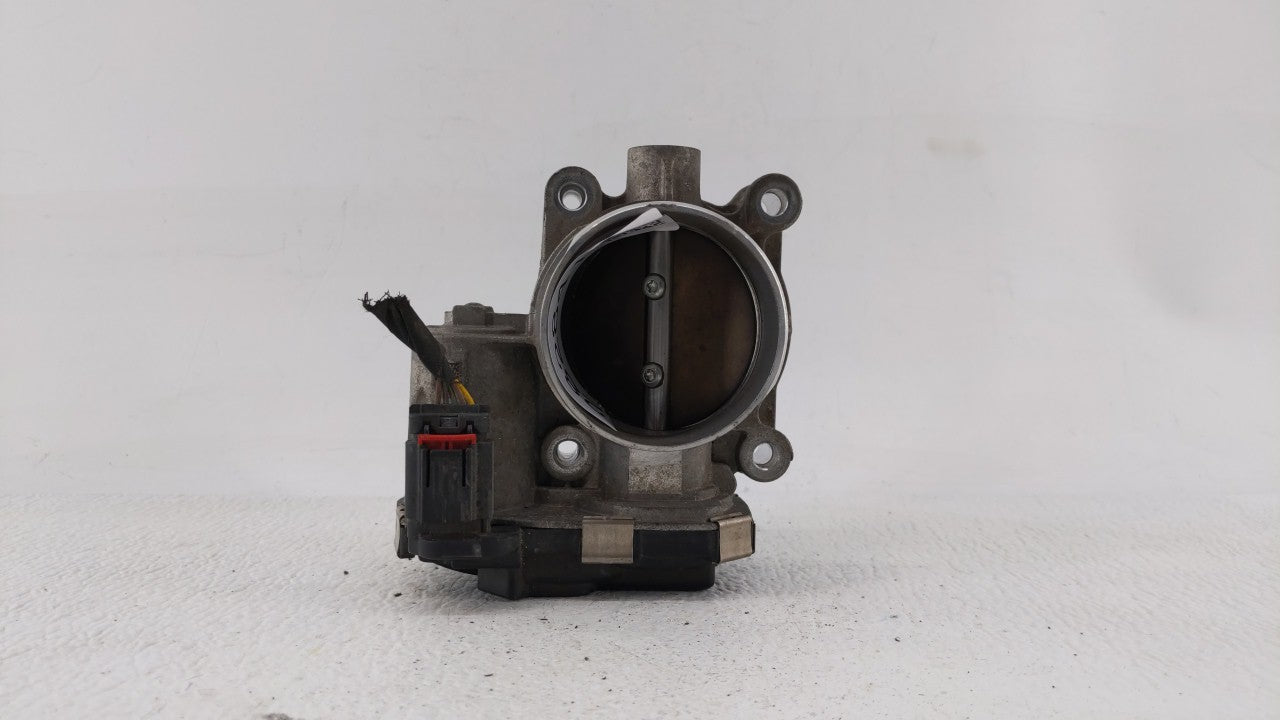 2013-2015 Chevrolet Malibu Throttle Body P/N:12627217DA 12669073DA Fits Fits 2013 2014 2015 2017 2018 OEM Used Auto Parts - 