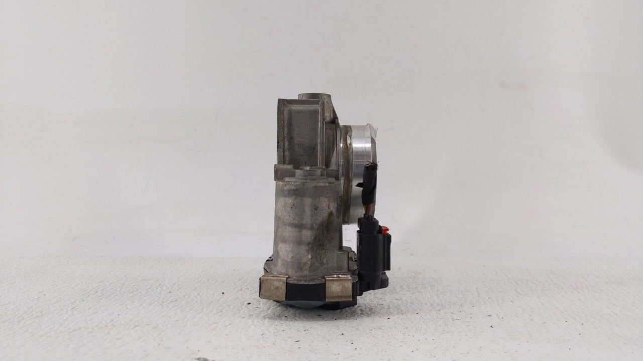 2013-2015 Chevrolet Malibu Throttle Body P/N:12627217DA 12669073DA Fits Fits 2013 2014 2015 2017 2018 OEM Used Auto Parts - 