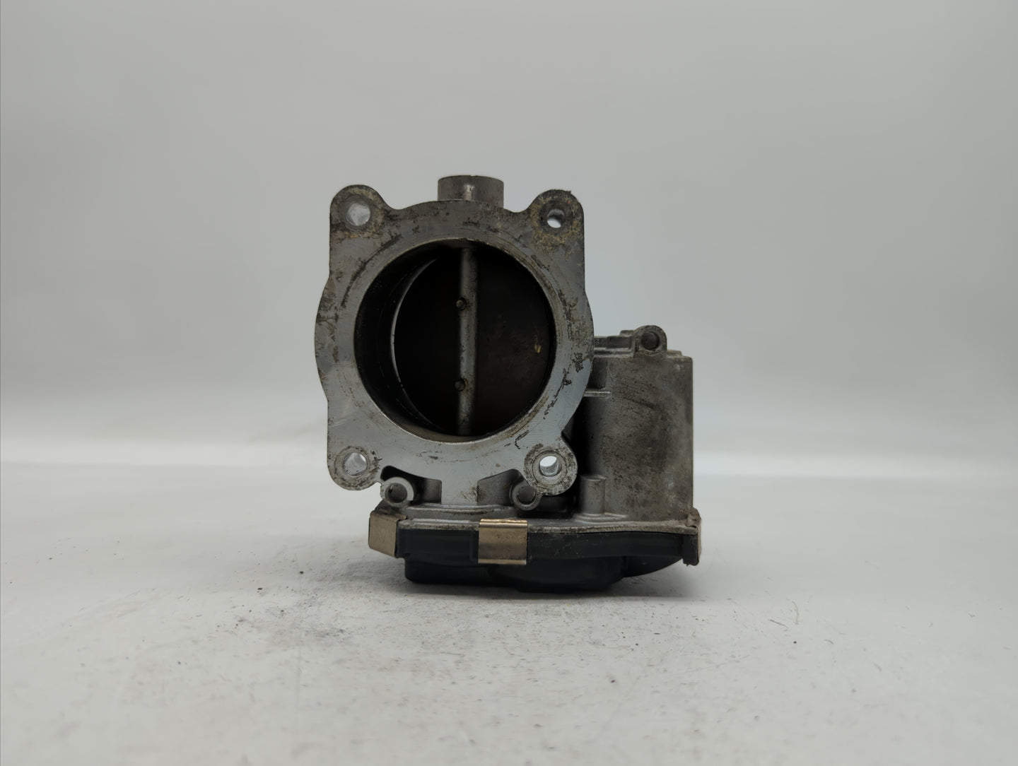 2013-2015 Chevrolet Malibu Throttle Body P/N:12627217DA 12669073DA Fits Fits 2013 2014 2015 2017 2018 OEM Used Auto Parts - 