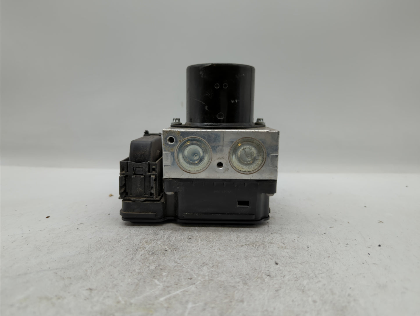 2013-2016 Chevrolet Malibu ABS Pump Control Module Replacement P/N:22973923 22827930, 22888501 Fits Fits 2012 2013 2014 2015