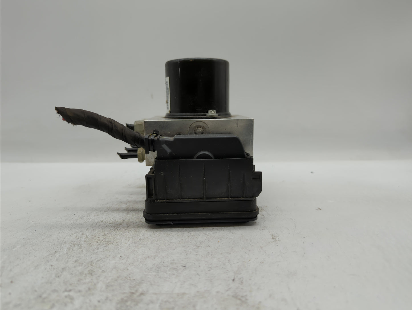 2013-2016 Chevrolet Malibu ABS Pump Control Module Replacement P/N:22973923 22827930, 22888501 Fits Fits 2012 2013 2014 2015