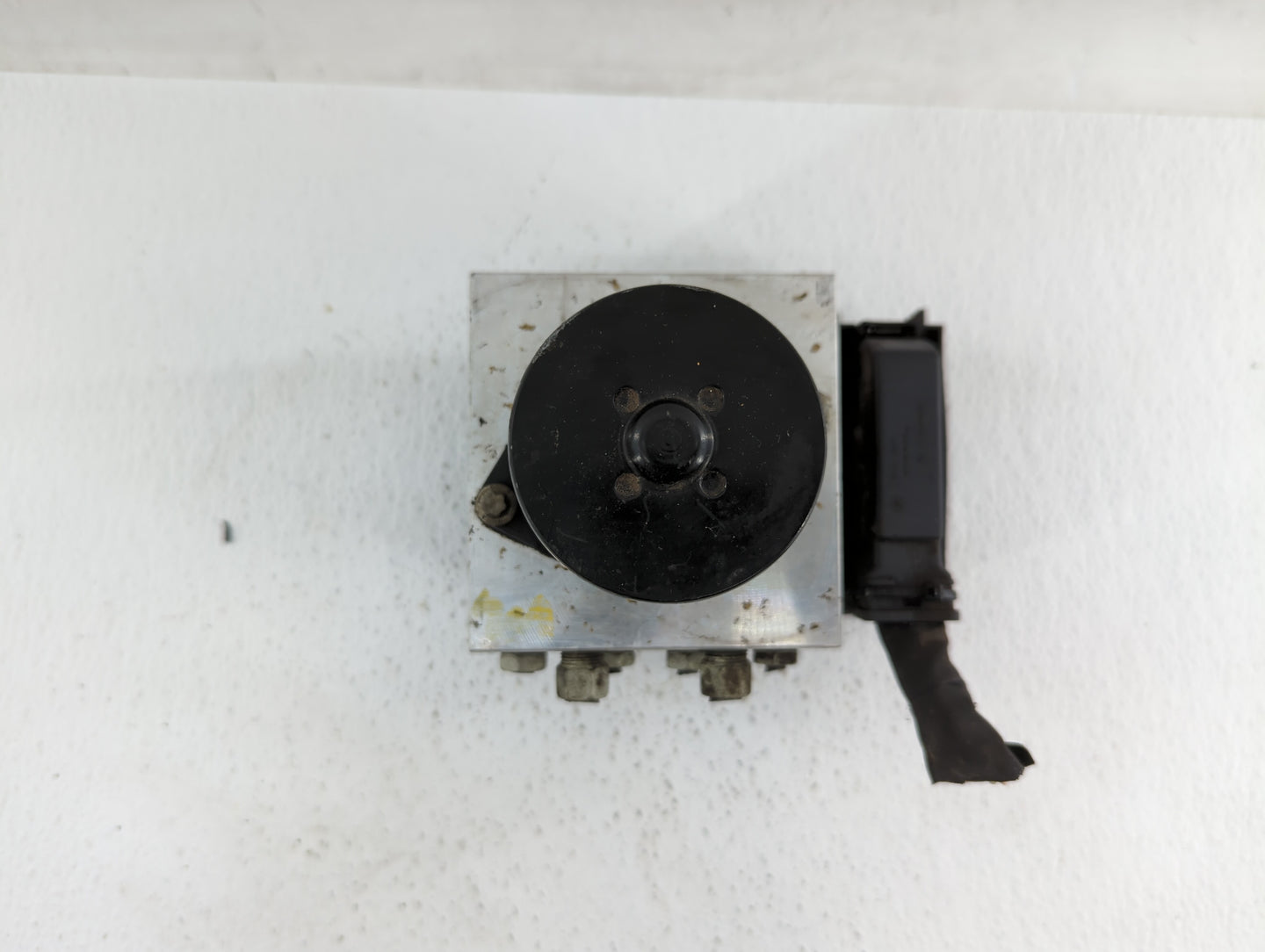 2013-2016 Chevrolet Malibu ABS Pump Control Module Replacement P/N:22971448 22838815, 22973923 Fits Fits 2012 2013 2014 2015