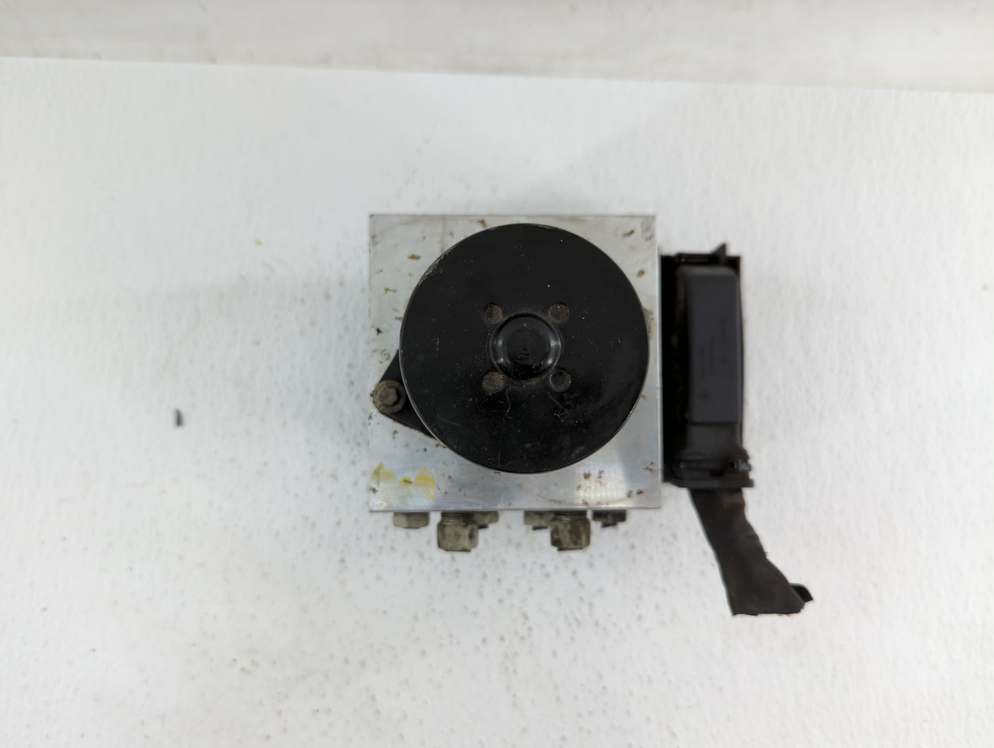 2013-2016 Chevrolet Malibu ABS Pump Control Module Replacement P/N:22971448 22838815, 22973923 Fits Fits 2012 2013 2014 2015