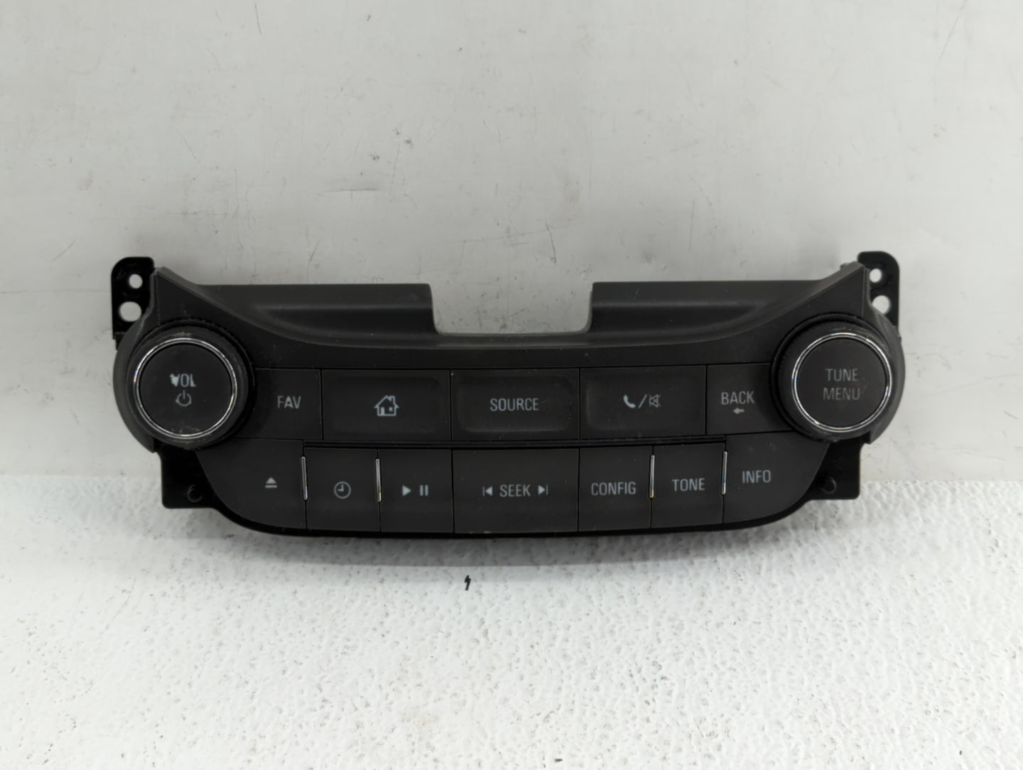 2013-2013 Chevrolet Malibu Radio Control Panel - Oemusedautoparts1.com