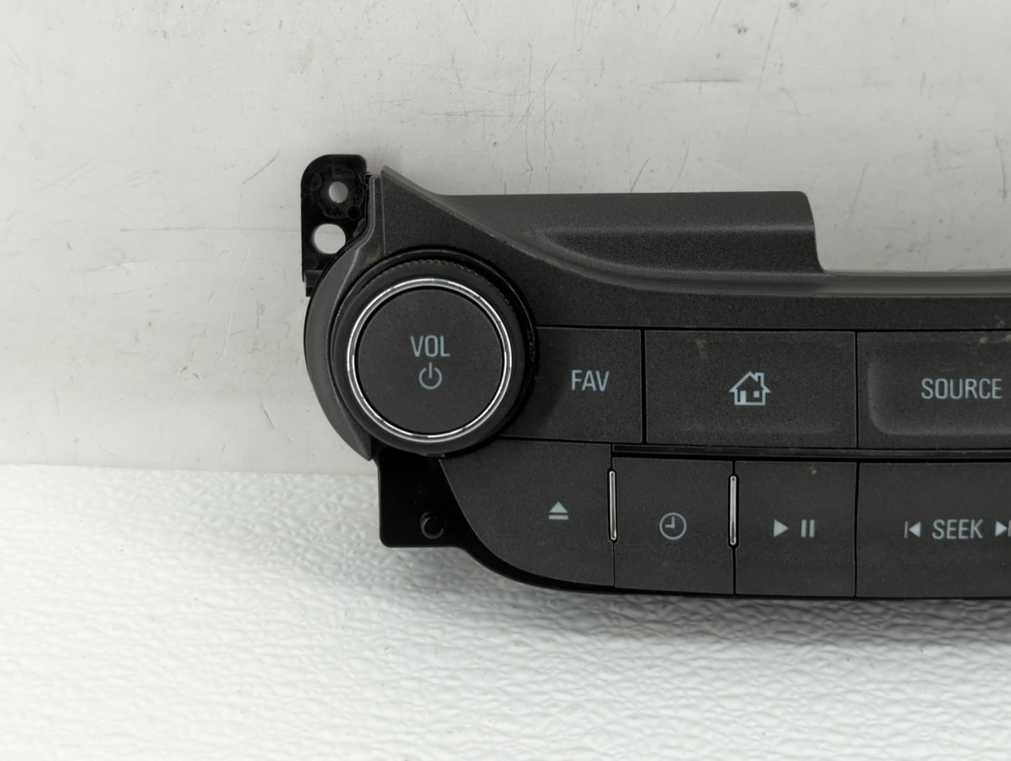 2013 Chevrolet Malibu Radio AM FM Cd Player Receiver Replacement P/N:22881000 22869142, 545290509 Fits OEM Used Auto Parts -