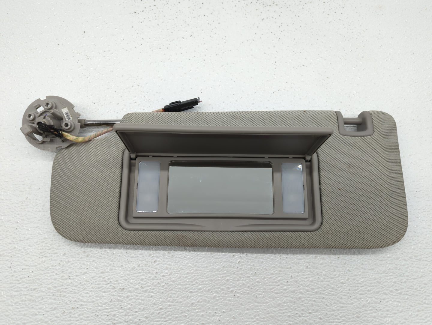 2013-2016 Chevrolet Malibu Sun Visor Shade Replacement Passenger Right Mirror Fits Fits 2013 2014 2015 2016 OEM Used Auto Pa