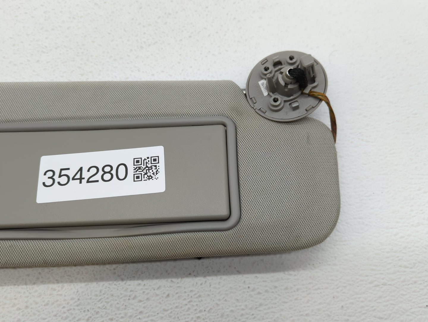 2013-2016 Chevrolet Malibu Sun Visor Shade Replacement Passenger Right Mirror Fits Fits 2013 2014 2015 2016 OEM Used Auto Pa