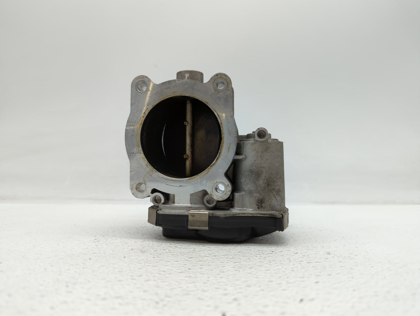 2013-2015 Chevrolet Malibu Throttle Body P/N:12627217DA 12669073DA Fits Fits 2013 2014 2015 2017 2018 OEM Used Auto Parts - 