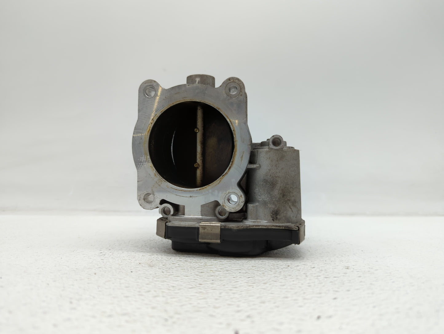 2013-2015 Chevrolet Malibu Throttle Body P/N:12627217DA 12669073DA Fits Fits 2013 2014 2015 2017 2018 OEM Used Auto Parts - 
