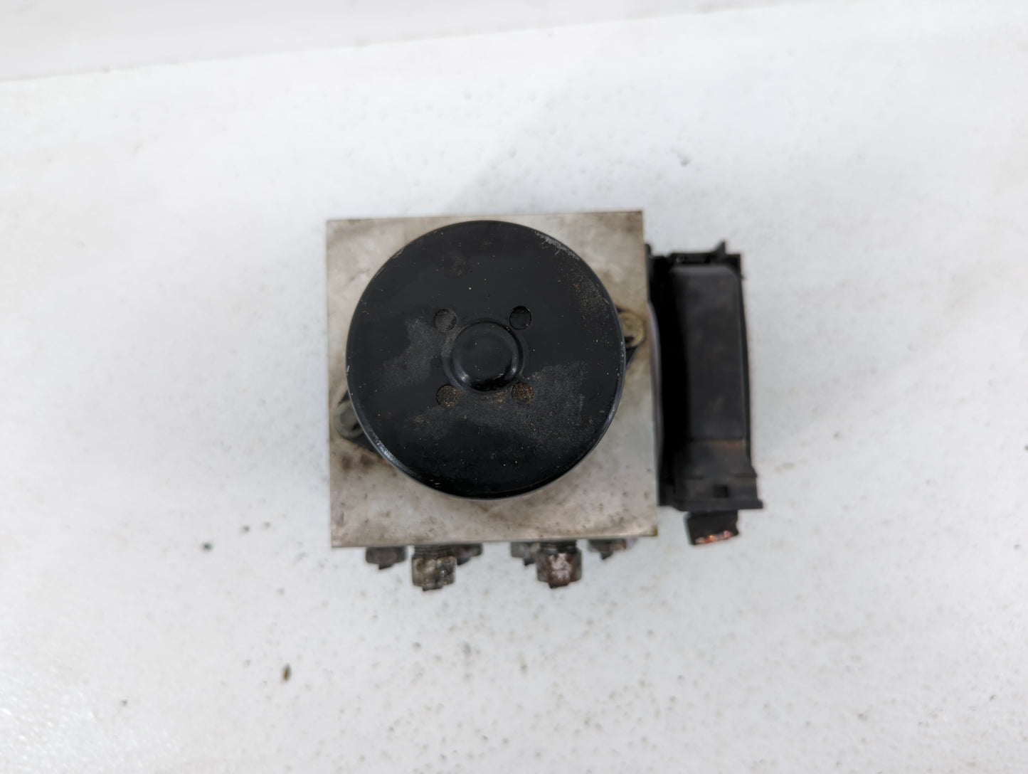 2013-2016 Chevrolet Malibu ABS Pump Control Module Replacement P/N:22863598 22973923, 22815252 Fits Fits 2012 2013 2014 2015