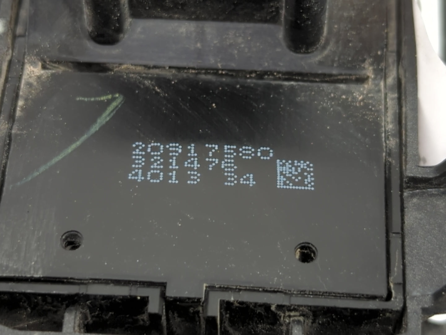 2013 Chevrolet Malibu Master Power Window Switch Replacement Driver Side Left P/N:22823883 20917580, 13305370 Fits Fits 2011
