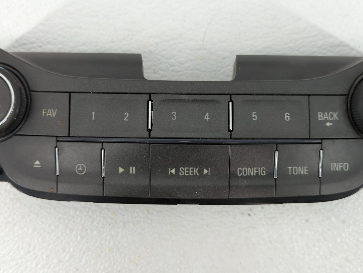 2013-2013 Chevrolet Malibu Am Fm Cd Player Radio Receiver - Oemusedautoparts1.com
