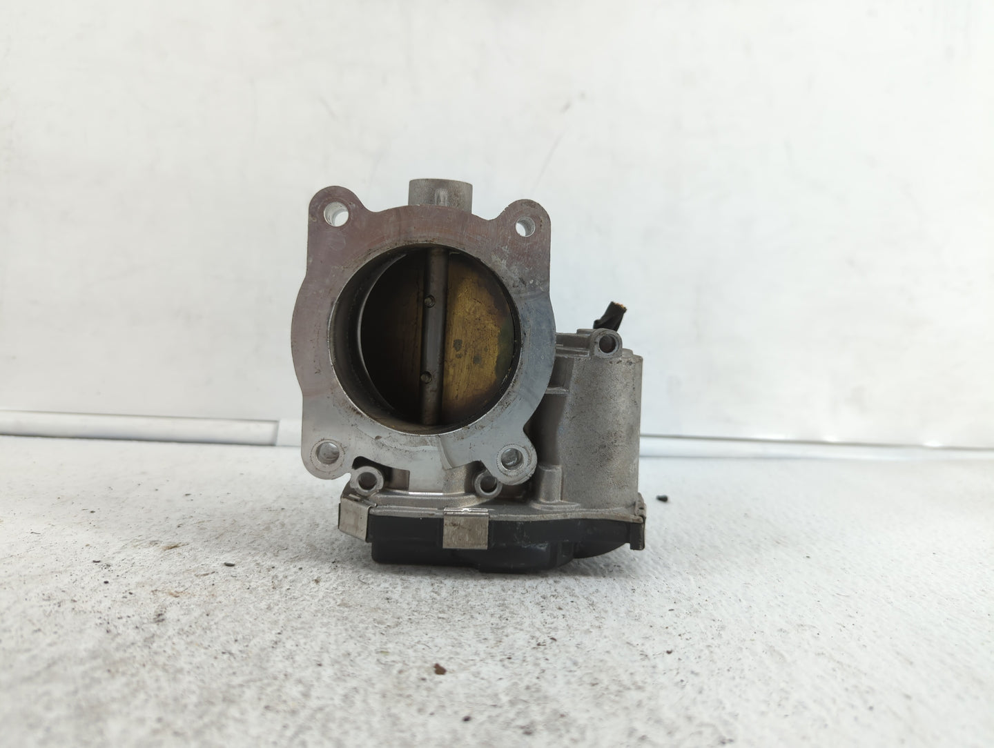 2013-2014 Chevrolet Malibu Throttle Body P/N:12627217DA 12632101CA Fits Fits 2012 2013 2014 2015 OEM Used Auto Parts - Oemus