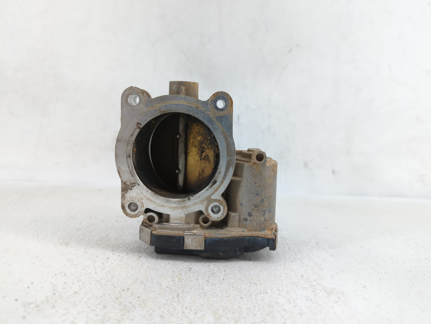2013-2015 Chevrolet Malibu Throttle Body P/N:12627217DA 12669073DA Fits Fits 2013 2014 2015 2017 2018 OEM Used Auto Parts - 
