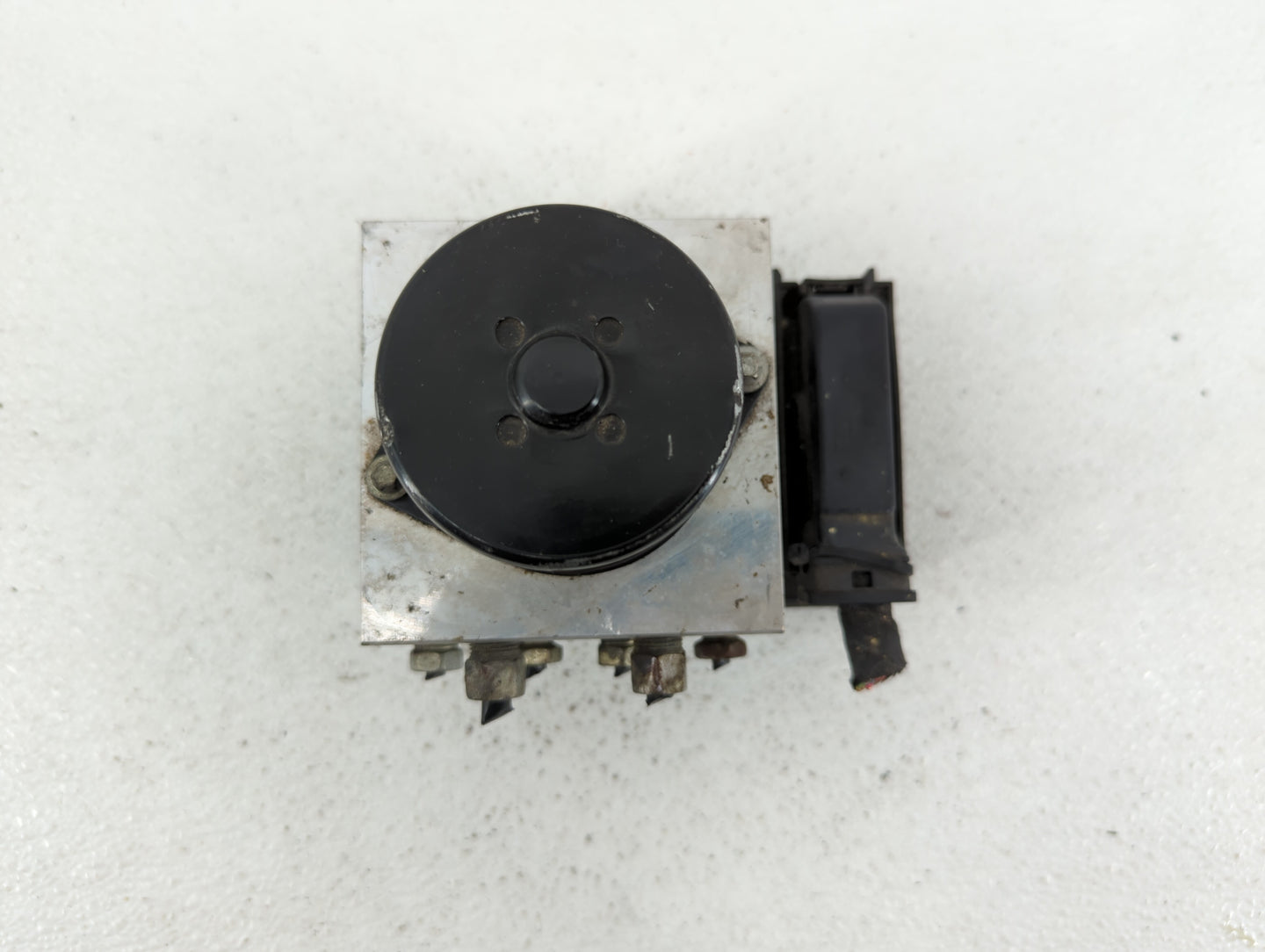 2013-2016 Chevrolet Malibu ABS Pump Control Module Replacement P/N:22810057 22863598, 22973923 Fits Fits 2012 2013 2014 2015