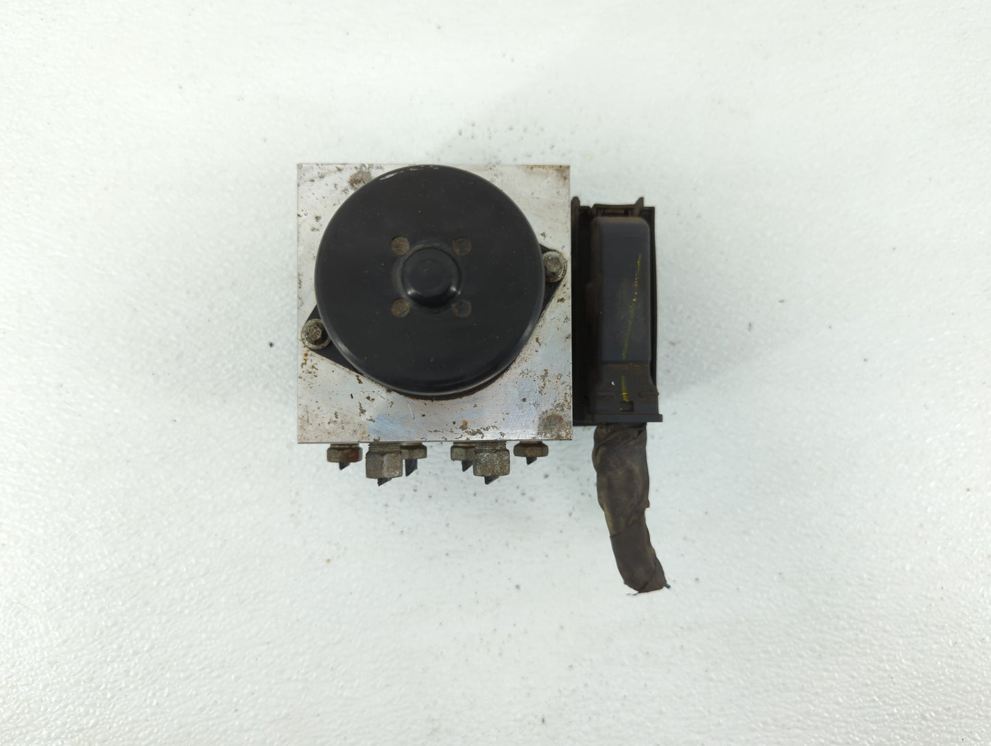 2013-2016 Chevrolet Malibu ABS Pump Control Module Replacement P/N:22810057 22863598, 22973923 Fits Fits 2012 2013 2014 2015