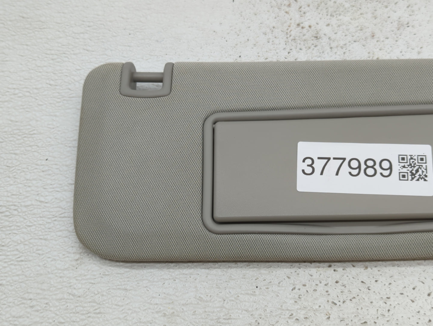 2013-2016 Chevrolet Malibu Sun Visor Shade Replacement Passenger Right Mirror Fits Fits 2013 2014 2015 2016 OEM Used Auto Pa