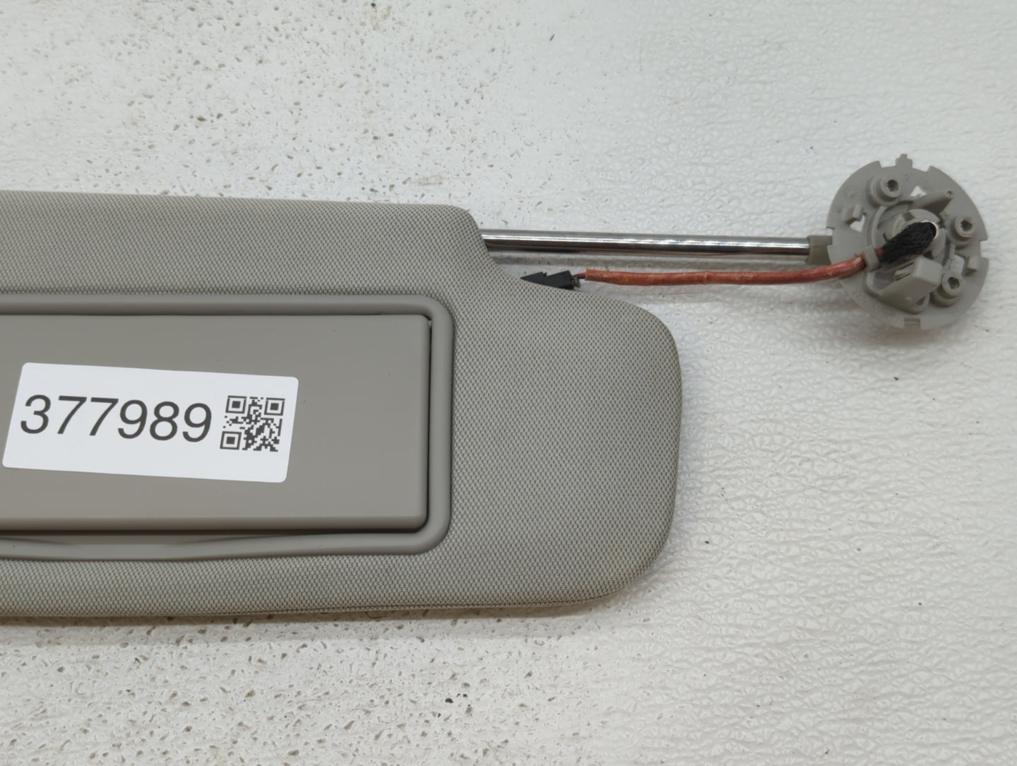 2013-2016 Chevrolet Malibu Sun Visor Shade Replacement Passenger Right Mirror Fits Fits 2013 2014 2015 2016 OEM Used Auto Pa