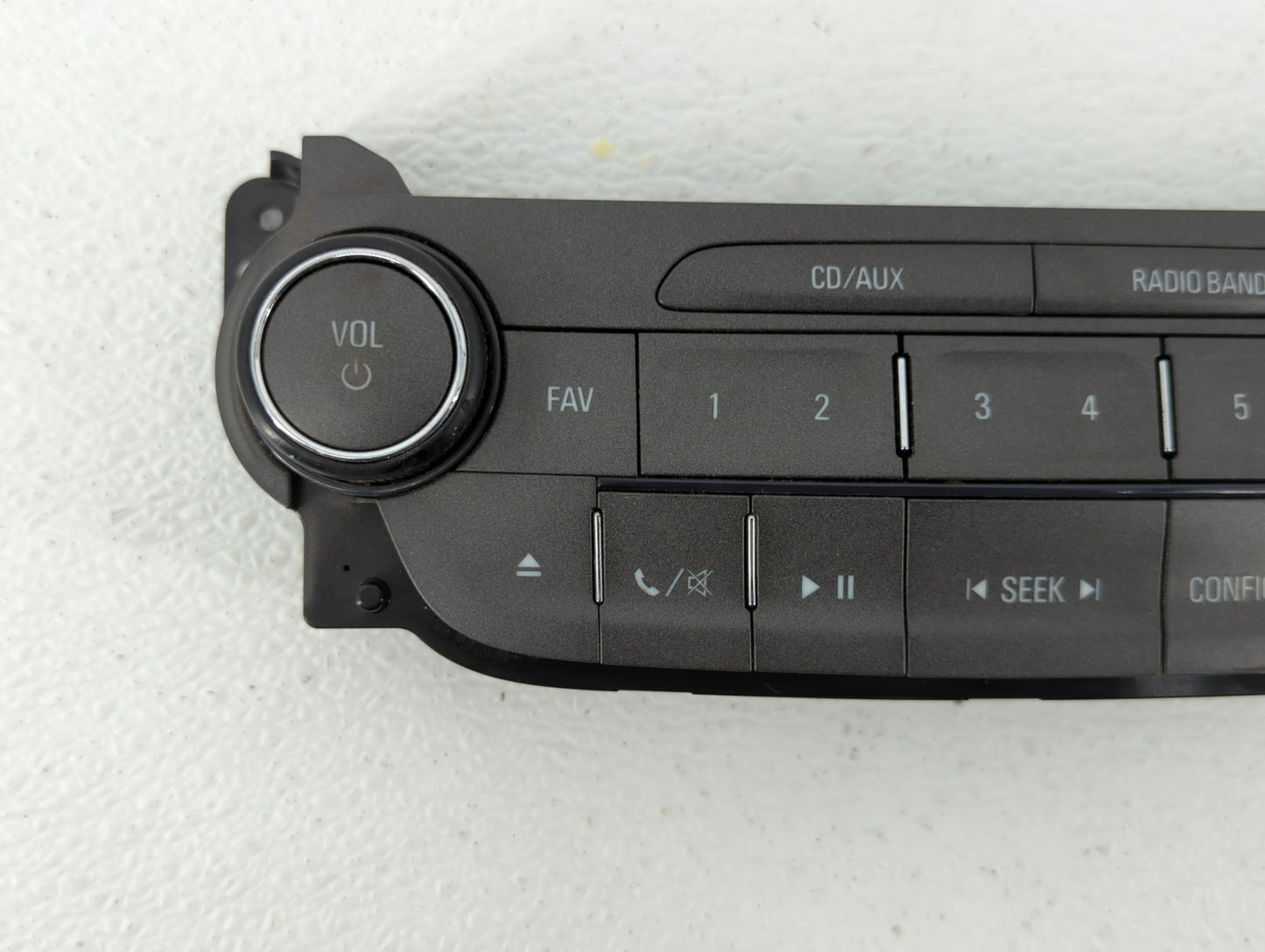 2013-2013 Chevrolet Malibu Am Fm Cd Player Radio Receiver - Oemusedautoparts1.com