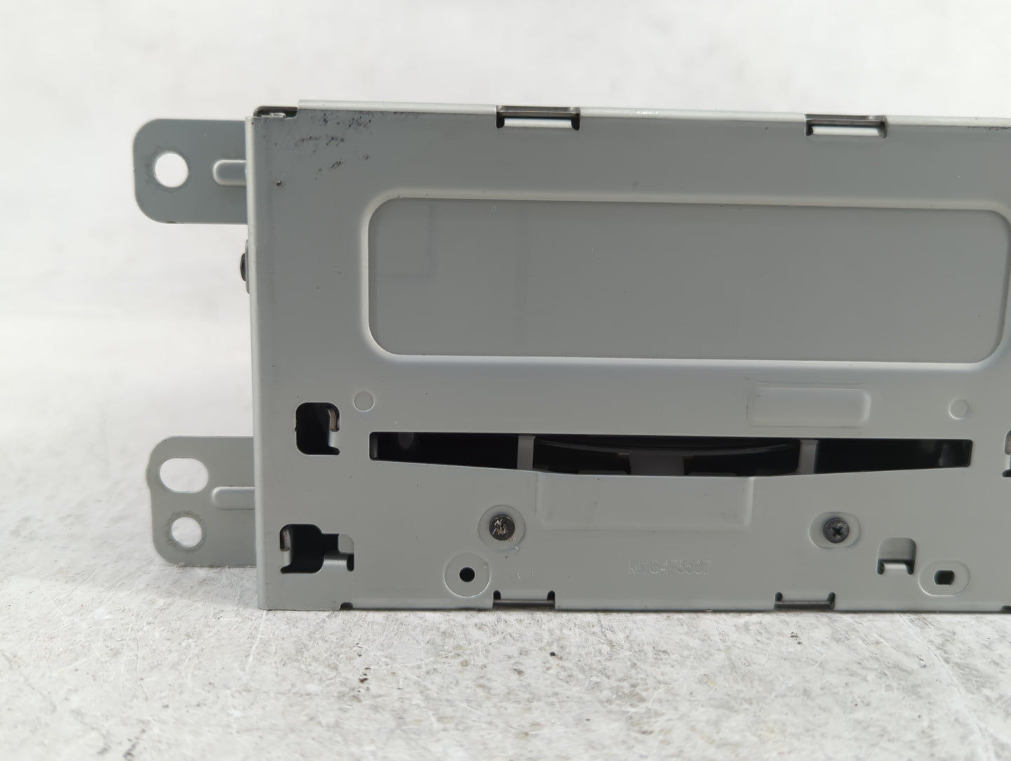 2013-2013 Chevrolet Malibu Am Fm Cd Player Radio Receiver - Oemusedautoparts1.com