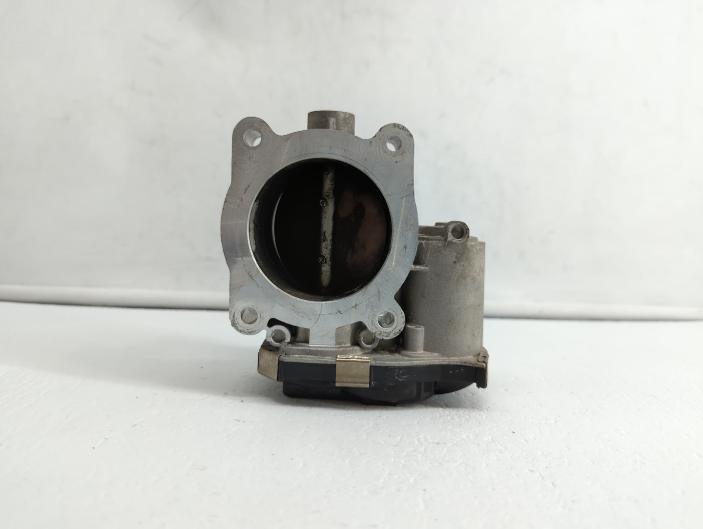 2013-2015 Chevrolet Malibu Throttle Body P/N:12670839AA 12627217DA, 12669073DA Fits Fits 2013 2014 2015 2017 2018 OEM Used A