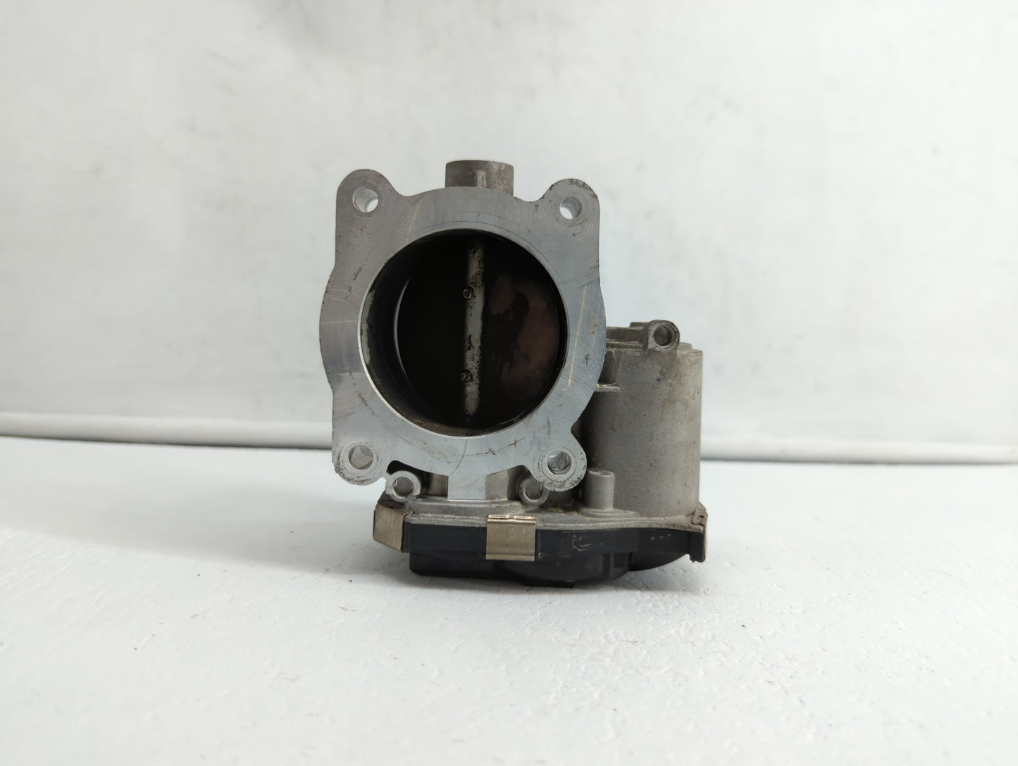 2013-2015 Chevrolet Malibu Throttle Body P/N:12670839AA 12627217DA, 12669073DA Fits Fits 2013 2014 2015 2017 2018 OEM Used A