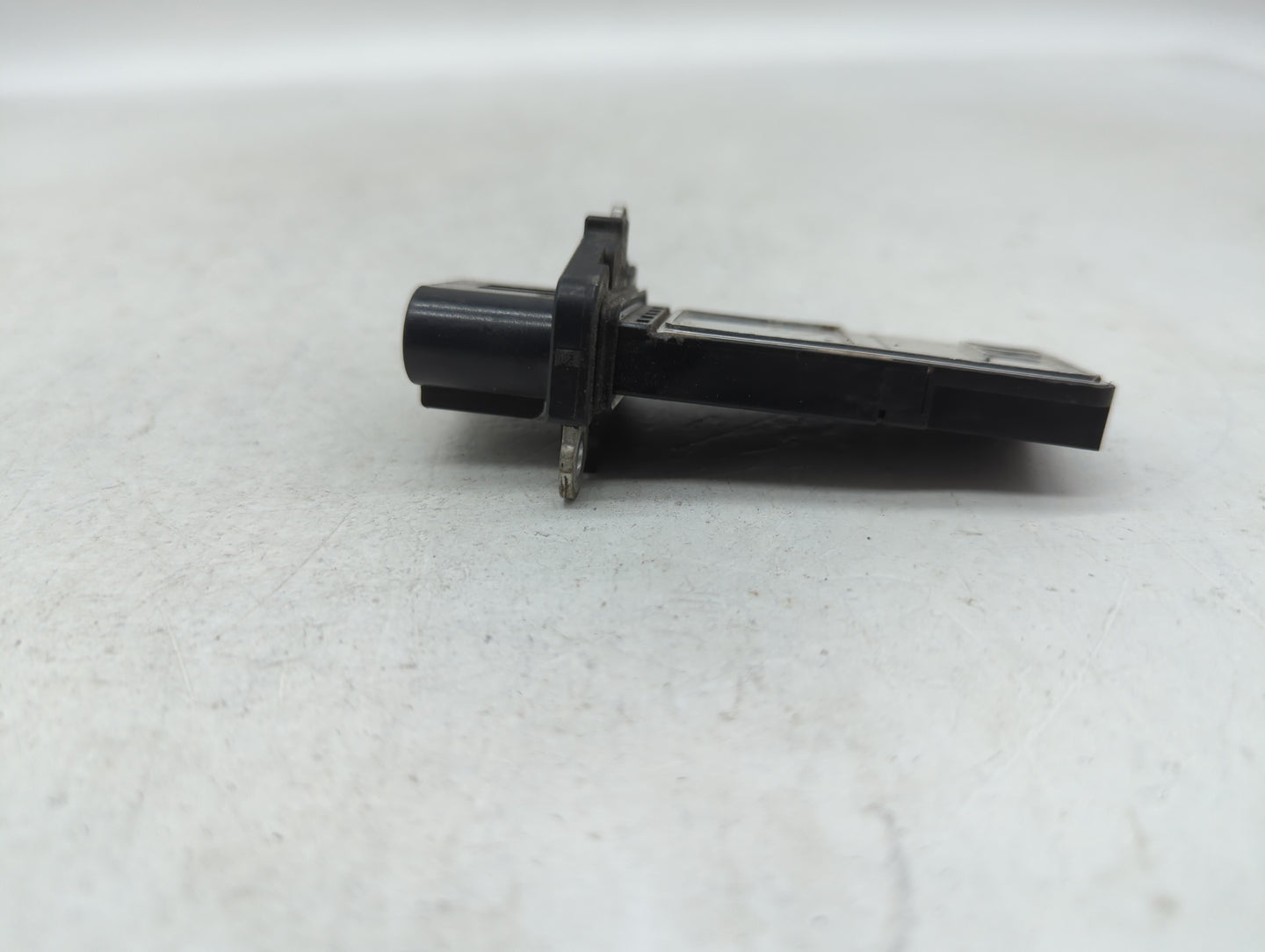2008-2014 Chevrolet Malibu Mass Air Flow Meter Maf - Oemusedautoparts1.com
