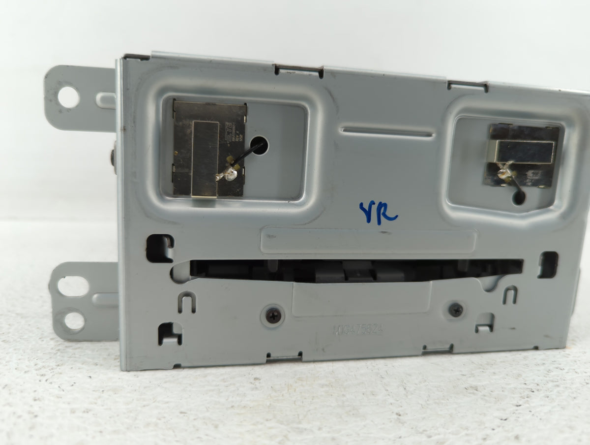 2013-2013 Chevrolet Malibu Am Fm Cd Player Radio Receiver 407757 - Oemusedautoparts1.com