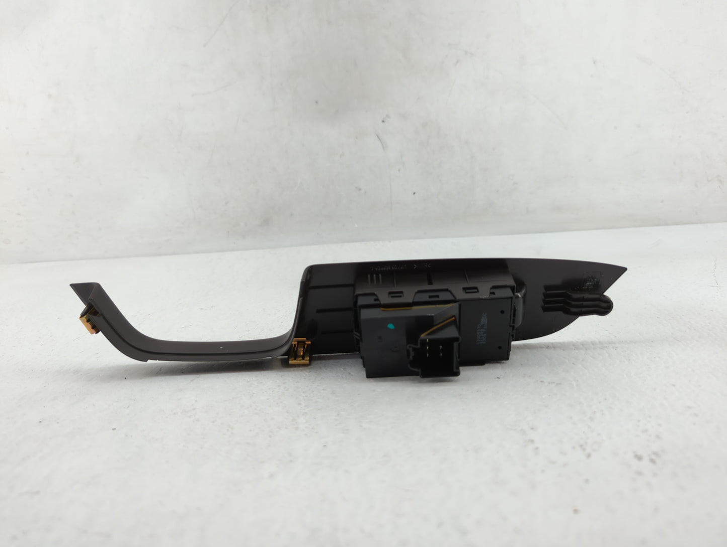 2013-2013 Chevrolet Malibu Passenger Right Power Window Switch - Oemusedautoparts1.com