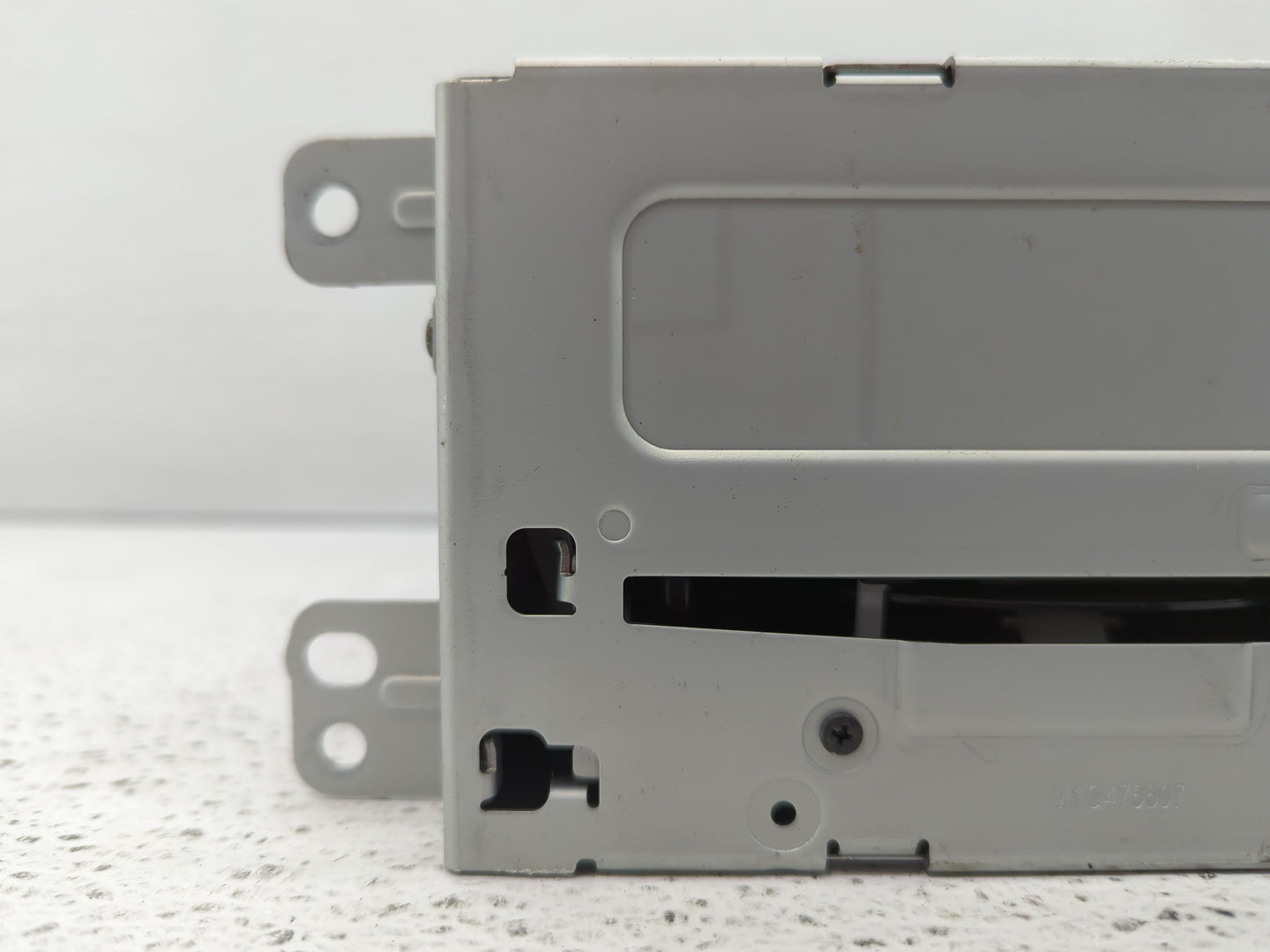 2013-2013 Chevrolet Malibu Am Fm Cd Player Radio Receiver - Oemusedautoparts1.com