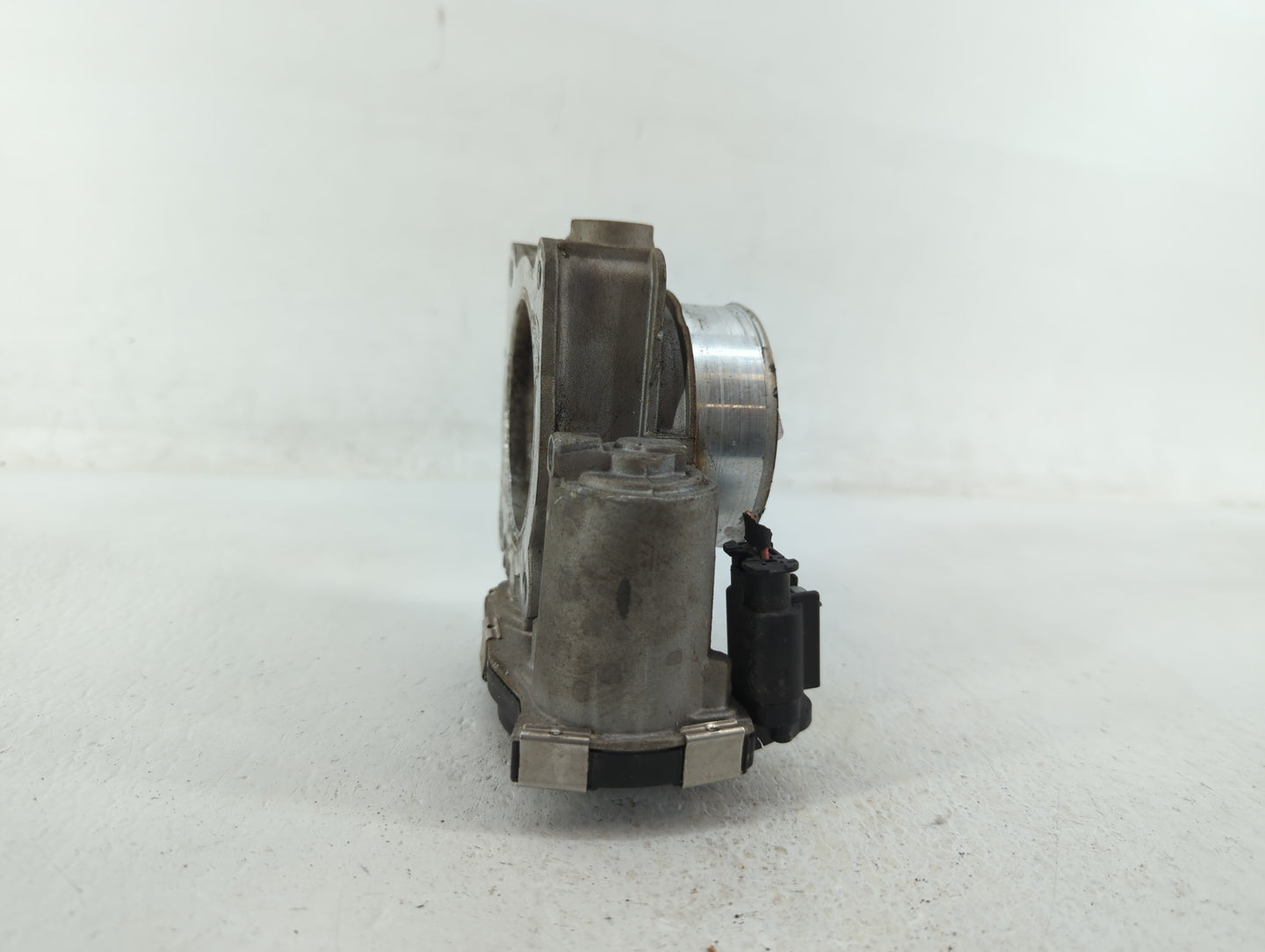 2013-2015 Chevrolet Malibu Throttle Body P/N:12670839AA 12627217DA, 12669073DA Fits Fits 2013 2014 2015 2017 2018 2019 2020 