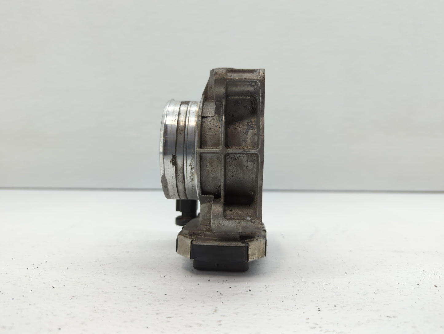 2013-2015 Chevrolet Malibu Throttle Body P/N:12670839AA 12627217DA, 12669073DA Fits Fits 2013 2014 2015 2017 2018 2019 2020 