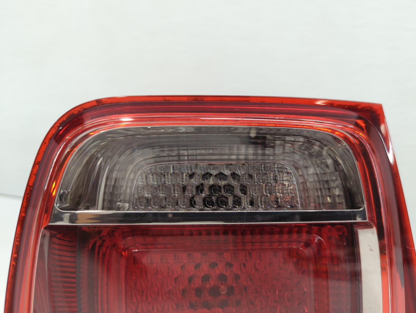2013-2016 Chevrolet Malibu Tail Light Assembly Driver Left OEM P/N:22907311 Fits Fits 2013 2014 2015 2016 OEM Used Auto Part