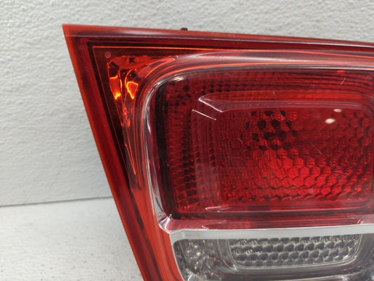 2013-2016 Chevrolet Malibu Tail Light Assembly Driver Left OEM P/N:22871115 22907311 Fits Fits 2013 2014 2015 2016 OEM Used Auto Parts