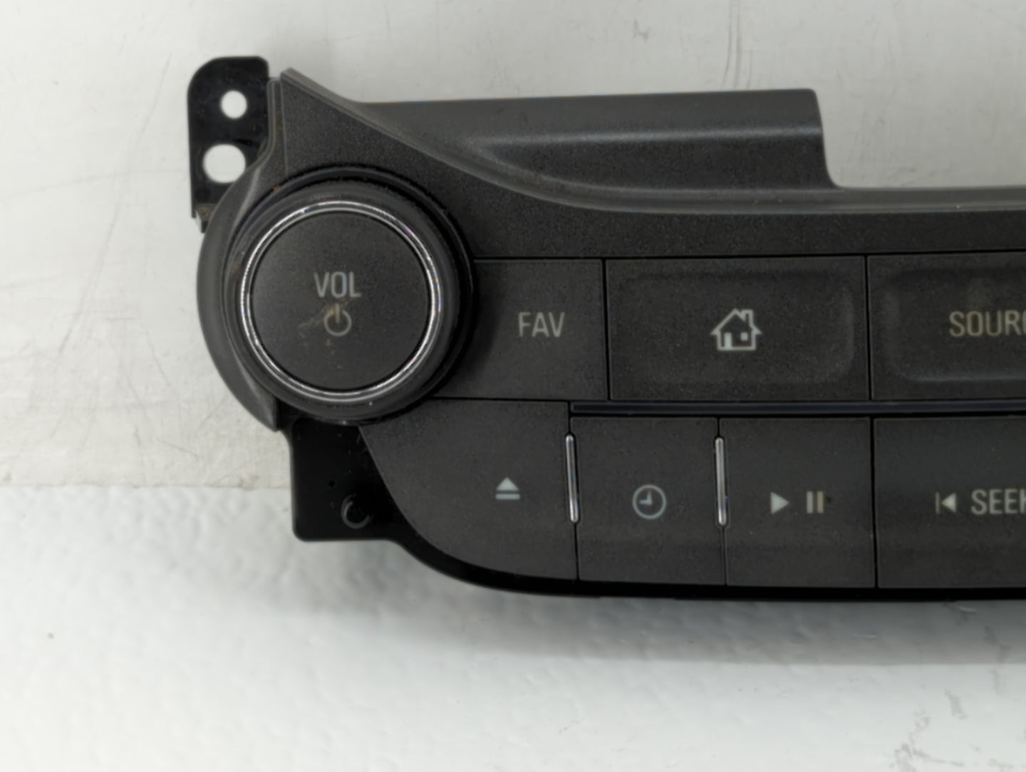 2013 Chevrolet Malibu Radio AM FM Cd Player Receiver Replacement P/N:22881000 22869142, 545290509 Fits OEM Used Auto Parts -