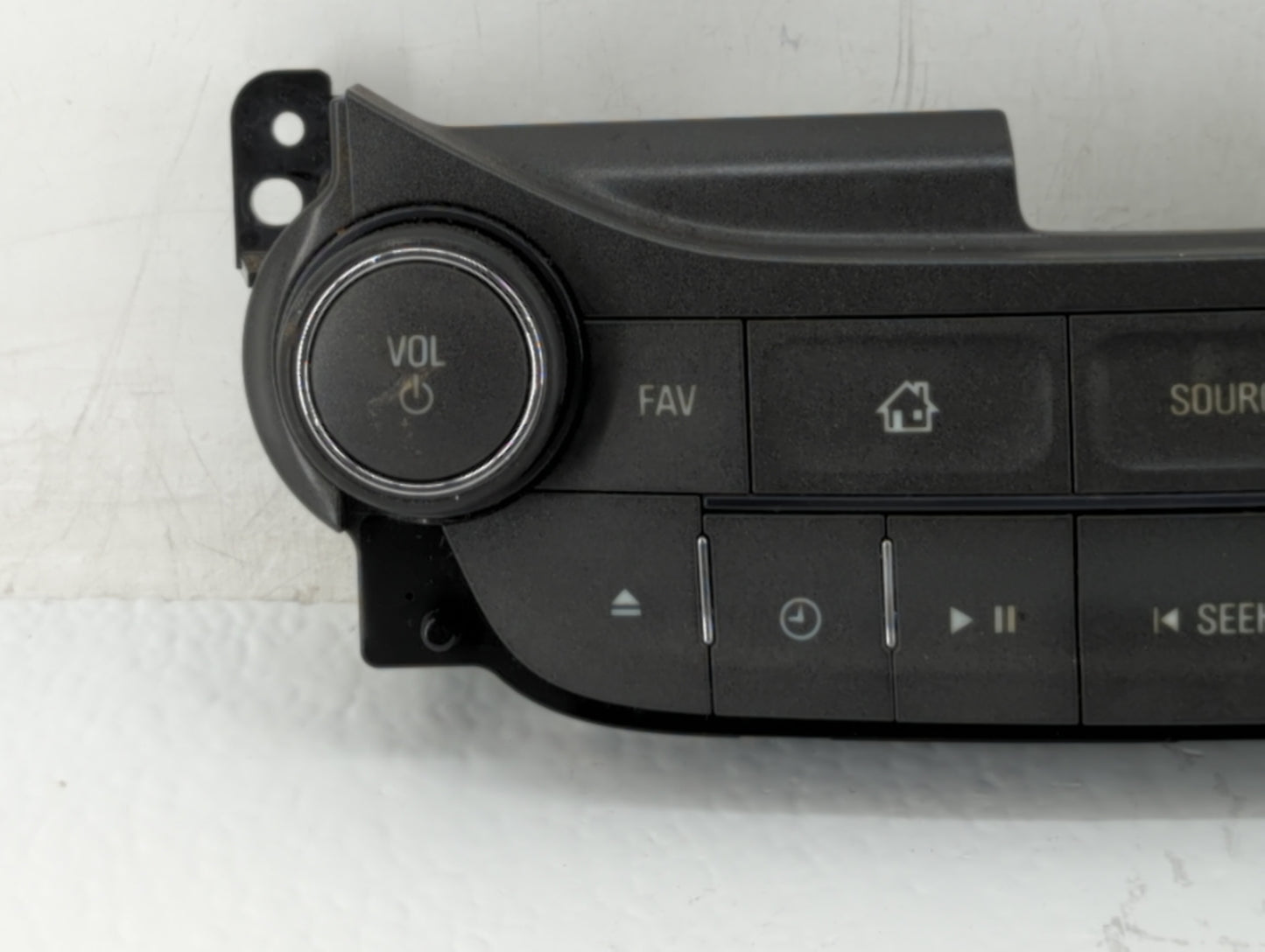 2013 Chevrolet Malibu Radio AM FM Cd Player Receiver Replacement P/N:22881000 22869142, 545290509 Fits OEM Used Auto Parts -