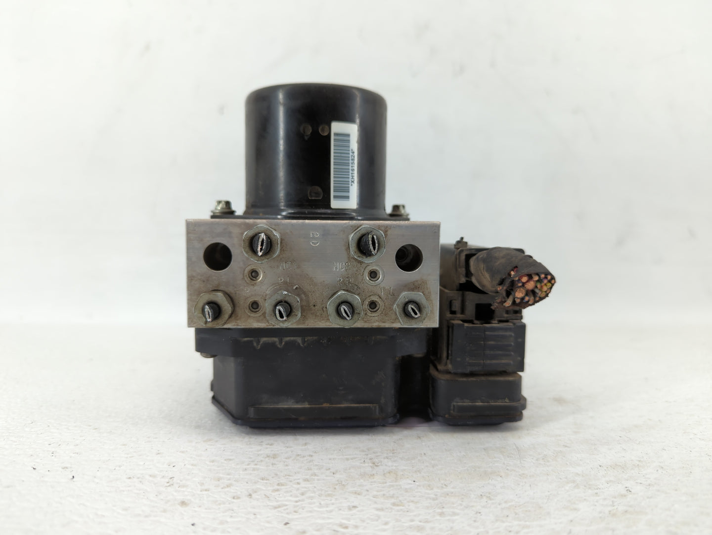 2013-2016 Chevrolet Malibu ABS Pump Control Module Replacement P/N:22971448 22863598, 25867265 Fits Fits 2012 2013 2014 2015