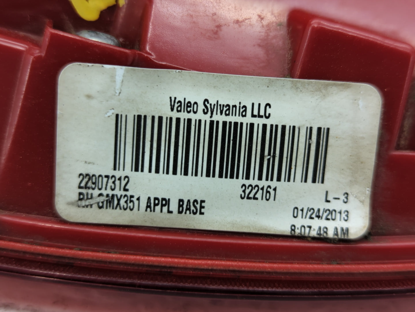 2013-2016 Chevrolet Malibu Tail Light Assembly Passenger Right OEM P/N:22907312 22871116 Fits Fits 2013 2014 2015 2016 OEM U