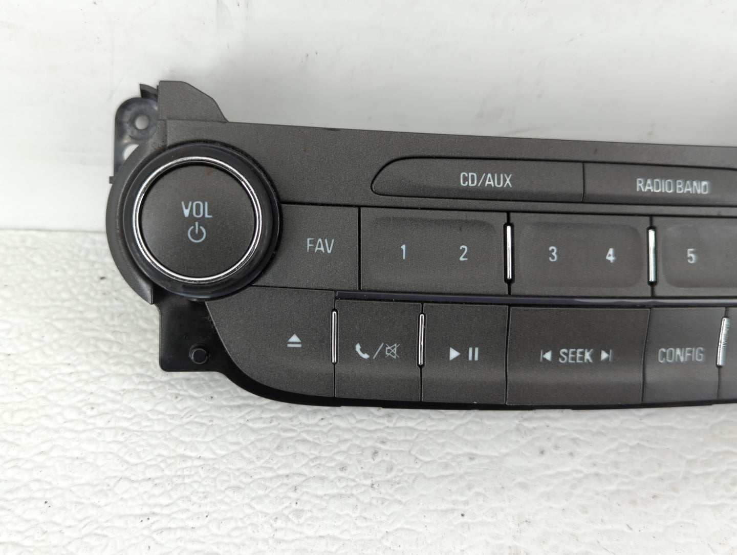 2013-2013 Chevrolet Malibu Radio Control Panel - Oemusedautoparts1.com
