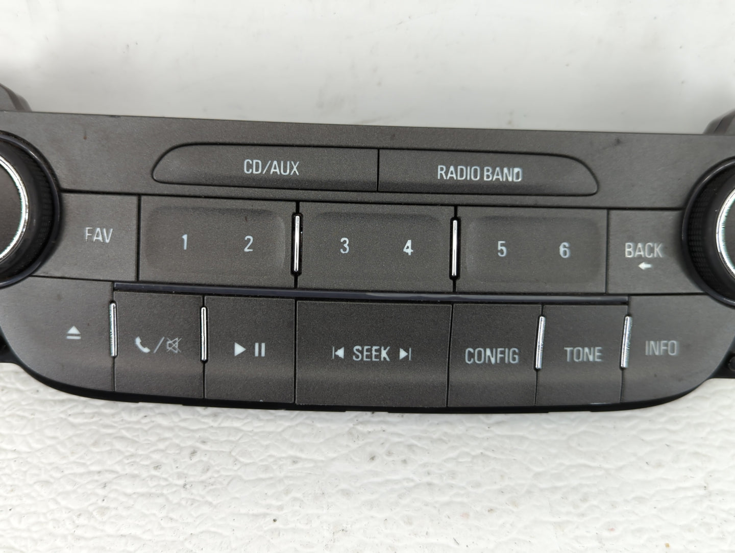 2013-2013 Chevrolet Malibu Radio Control Panel - Oemusedautoparts1.com